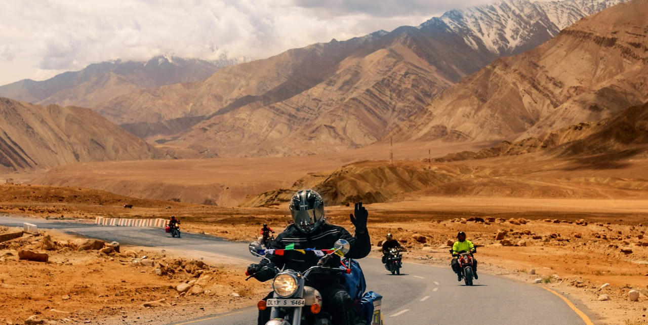 Ladakh Tour Packages | Trimann Travels